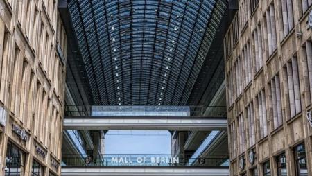 Visit Dr Machts at Mall of Berlin in Germany and win a free Holiday to MALDIVES